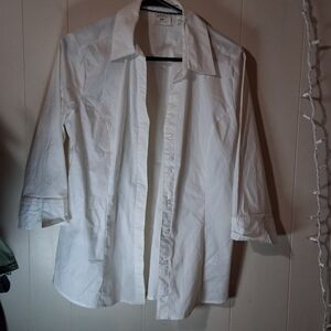 Lee Women's Classic White Button-Up Shirt
